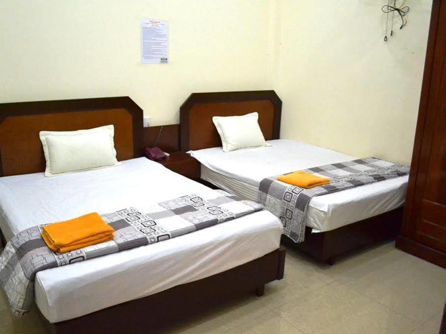 Thu Ha Hotel Dong Khe Sau Экстерьер фото